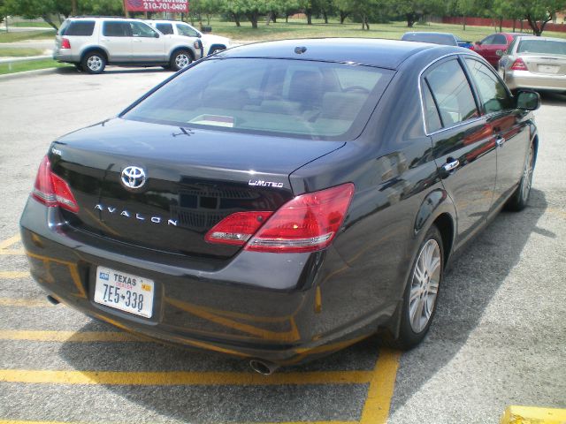 2009 Toyota Avalon SLT 25