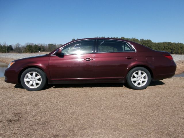 2009 Toyota Avalon Sport 4WD