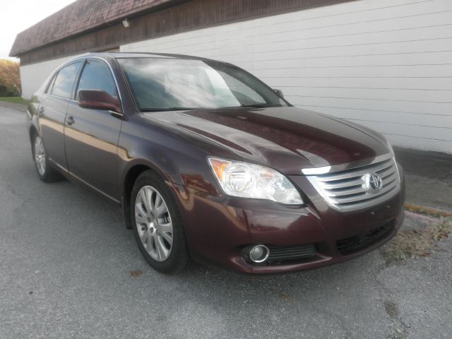 2010 Toyota Avalon XLS