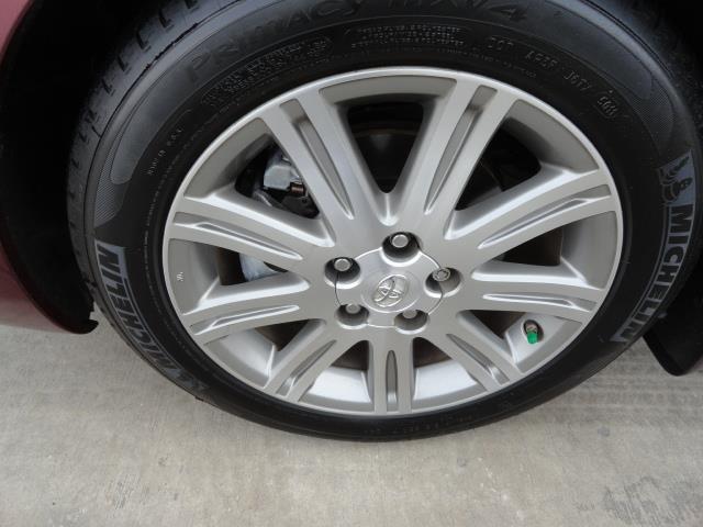 2010 Toyota Avalon SLT 25