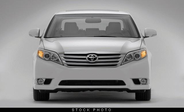 2011 Toyota Avalon LE CREW CAB 4WD