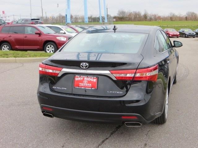 2013 Toyota Avalon SLT 25