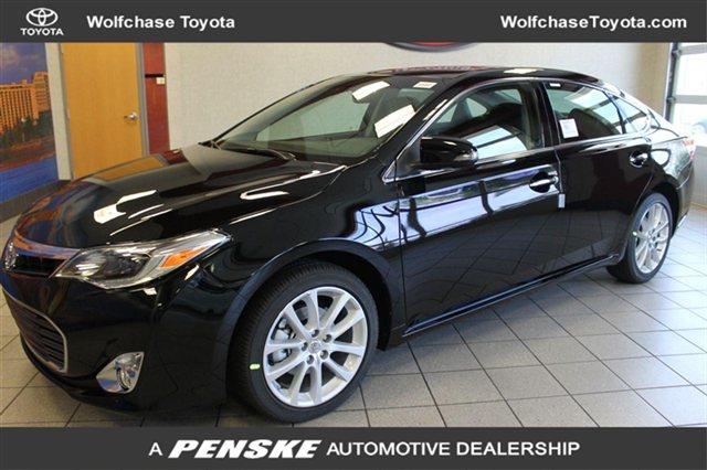 2013 Toyota Avalon QUAD CAB 140.5 SRW ST