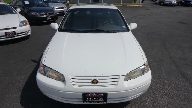 1997 Toyota Camry Ext. Cab 6.5-ft. Bed 4WD