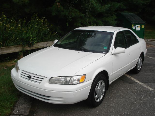 1997 Toyota Camry Unknown