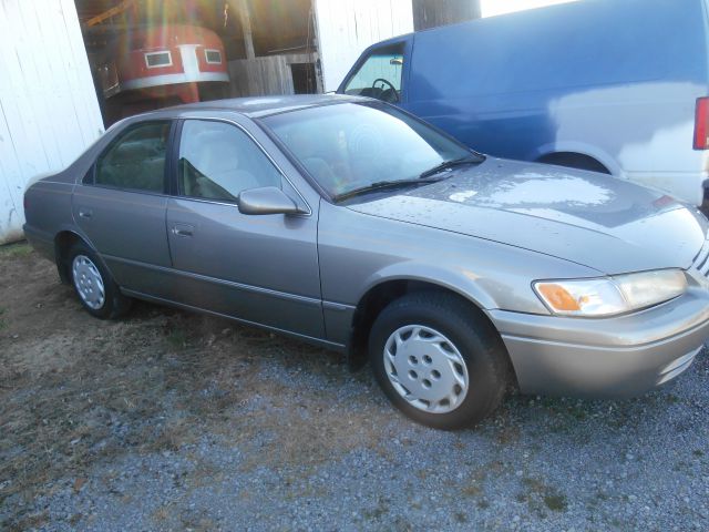 1997 Toyota Camry Unknown