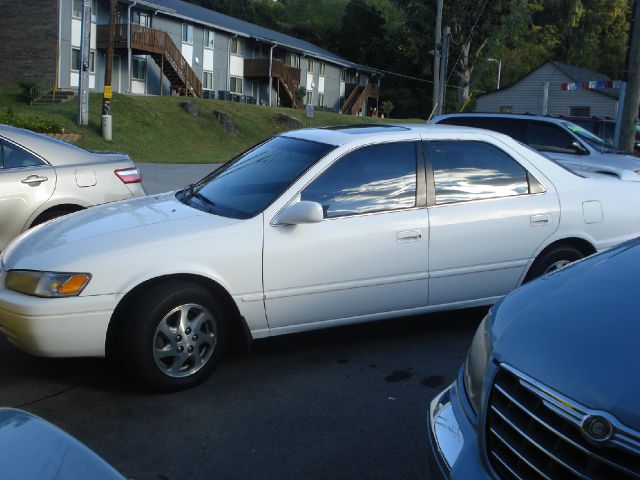 1997 Toyota Camry Red Line