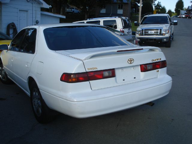 1997 Toyota Camry Red Line
