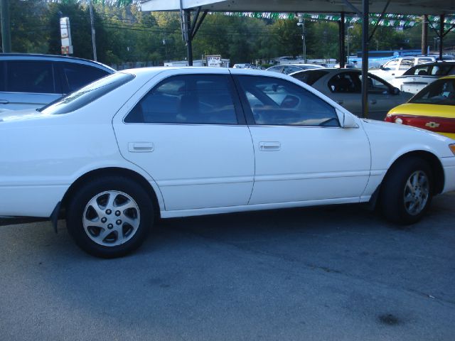1997 Toyota Camry Red Line