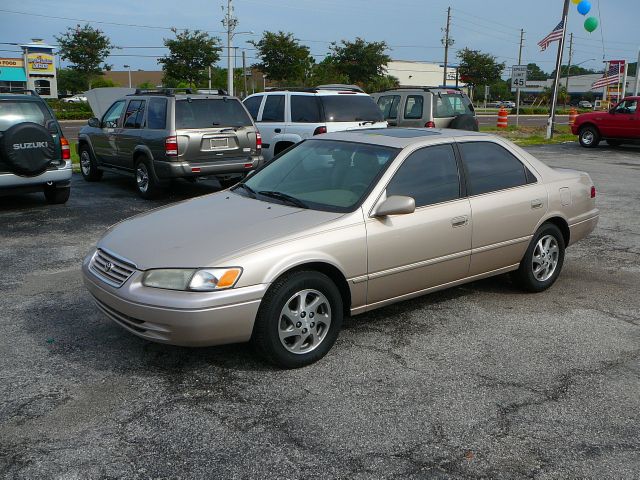 1998 Toyota Camry Ext. Cab 6.5-ft. Bed 4WD