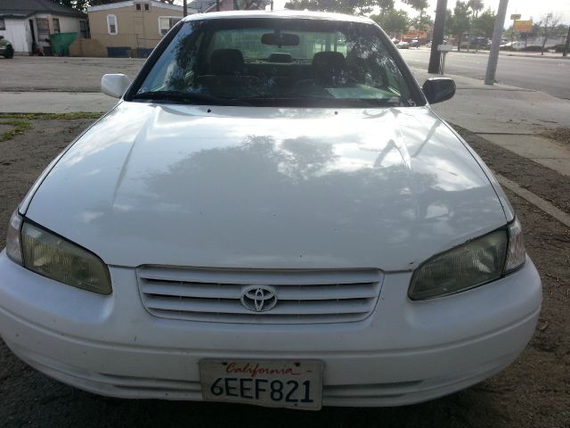 1998 Toyota Camry 4dr Reg WB