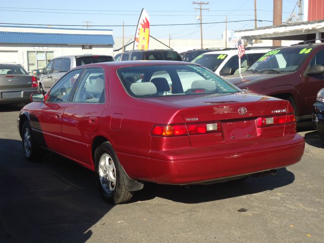 1998 Toyota Camry SEL Sport Utility 4D