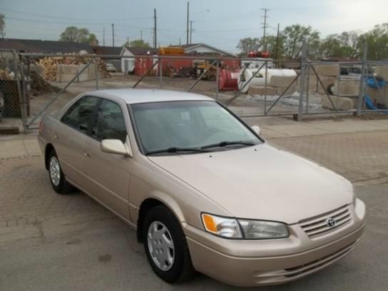1998 Toyota Camry 4dr Reg WB