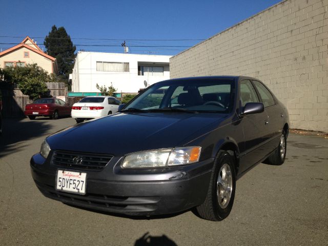 1998 Toyota Camry SEL Sport Utility 4D