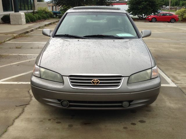 1998 Toyota Camry Ext. Cab 6.5-ft. Bed 4WD