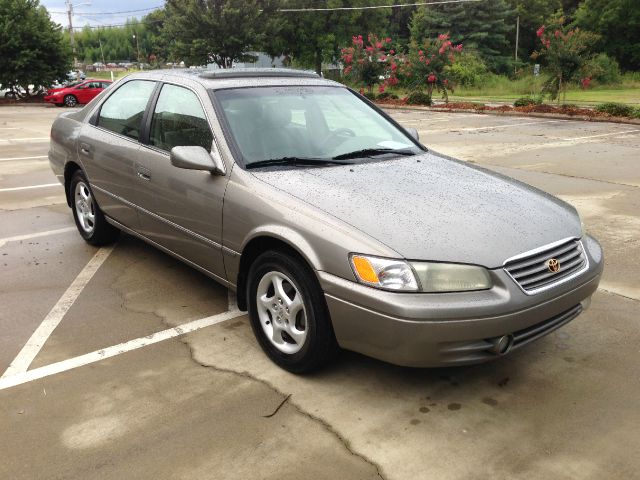 1998 Toyota Camry Ext. Cab 6.5-ft. Bed 4WD