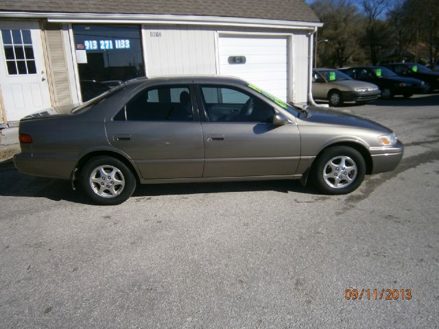 1999 Toyota Camry X