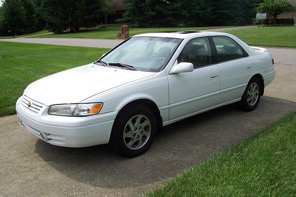1999 Toyota Camry Ext. Cab 6.5-ft. Bed 4WD