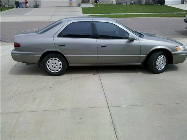 1999 Toyota Camry Unknown