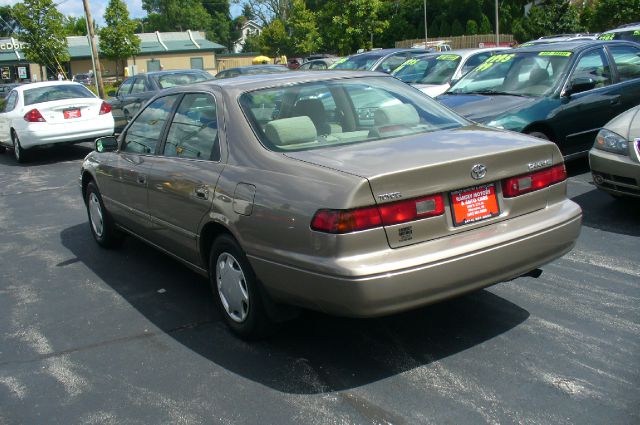 1999 Toyota Camry X
