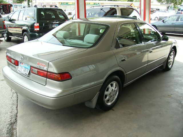 1999 Toyota Camry X