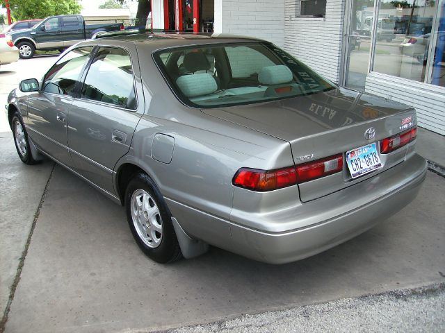 1999 Toyota Camry X
