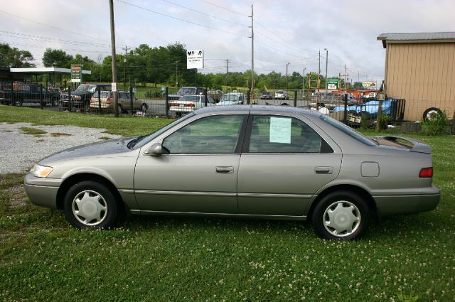 1999 Toyota Camry SEL Sport Utility 4D