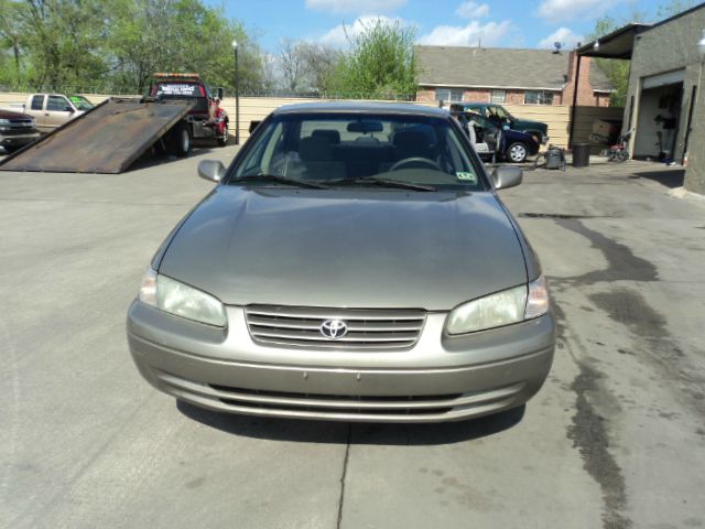 1999 Toyota Camry X