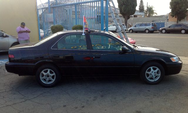 1999 Toyota Camry SEL Sport Utility 4D