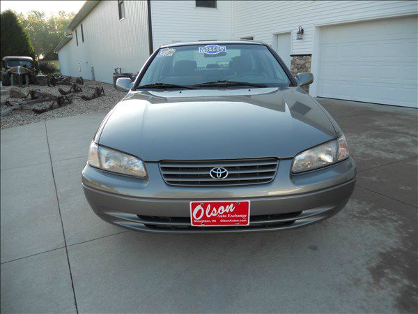 1999 Toyota Camry Ext. Cab 6.5-ft. Bed 4WD