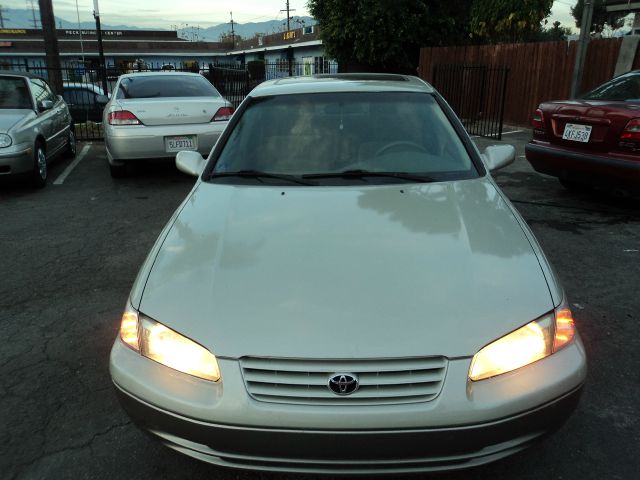 1999 Toyota Camry X