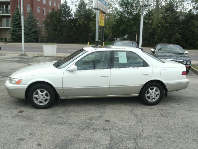 1999 Toyota Camry X