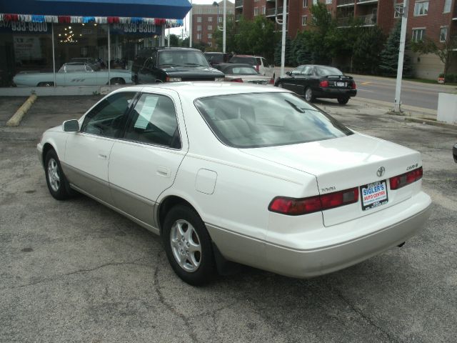 1999 Toyota Camry X