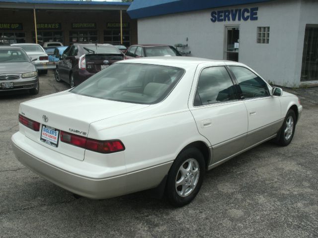 1999 Toyota Camry X