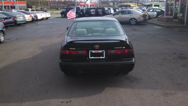 1999 Toyota Camry X