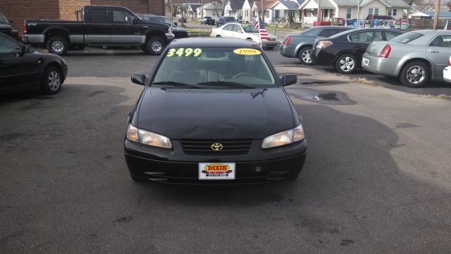 1999 Toyota Camry X
