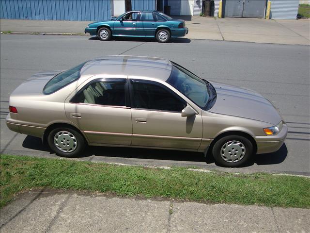 1999 Toyota Camry Unknown