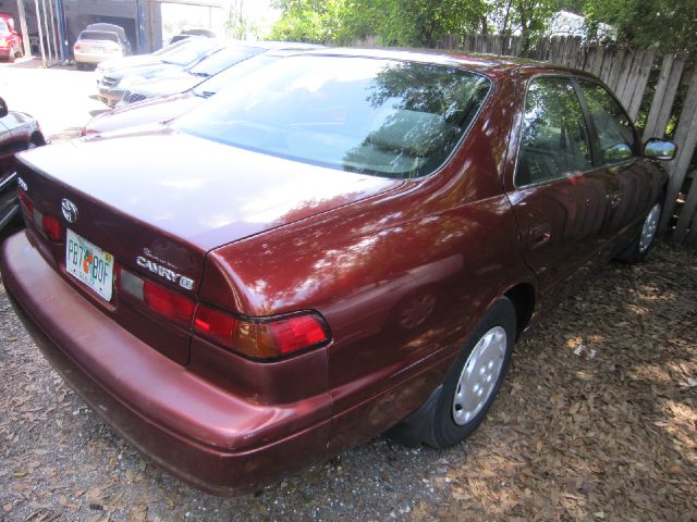 1999 Toyota Camry Laranie