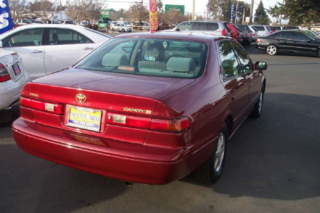 1999 Toyota Camry X