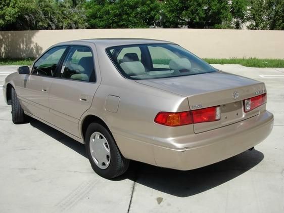 2000 Toyota Camry X