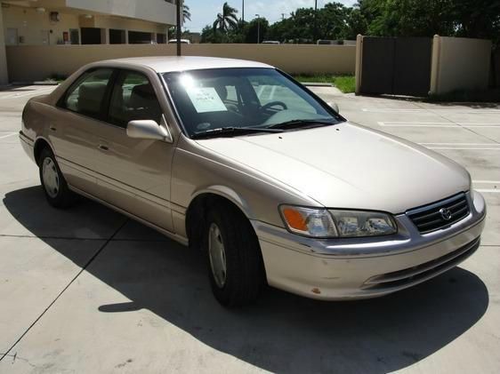 2000 Toyota Camry X