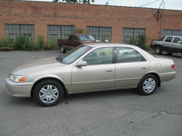 2000 Toyota Camry X
