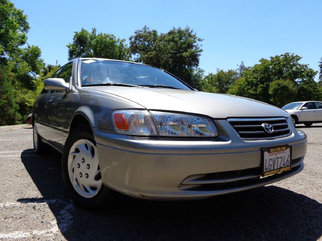 2000 Toyota Camry X