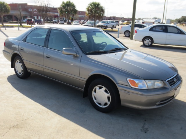 2000 Toyota Camry X