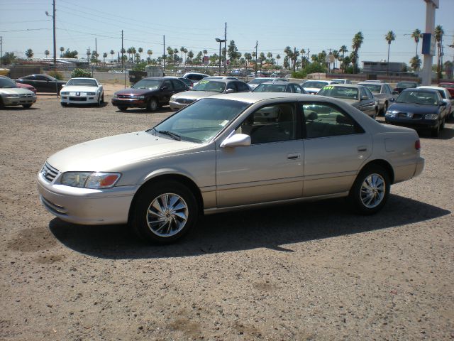 2000 Toyota Camry X