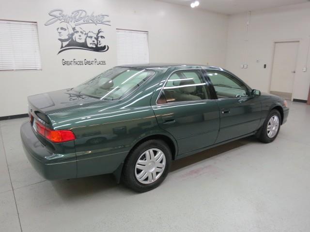 2000 Toyota Camry X