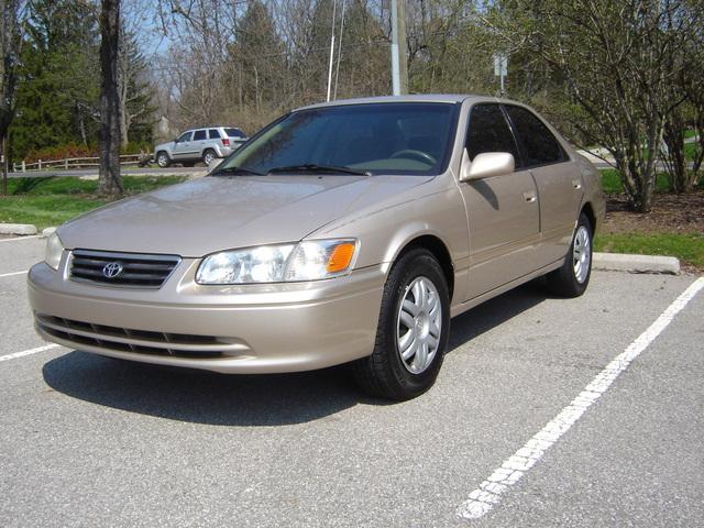 2000 Toyota Camry X