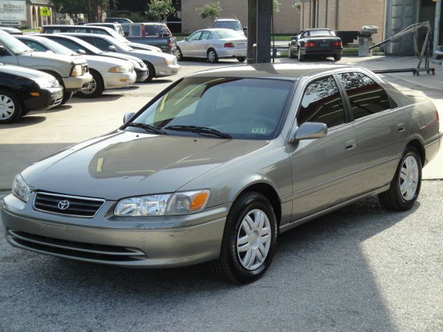 2000 Toyota Camry X