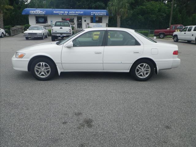 2000 Toyota Camry Unknown