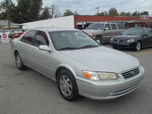 2000 Toyota Camry X
